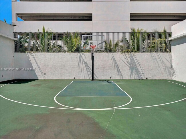 Foto del edificio - 3029 NE 188th St