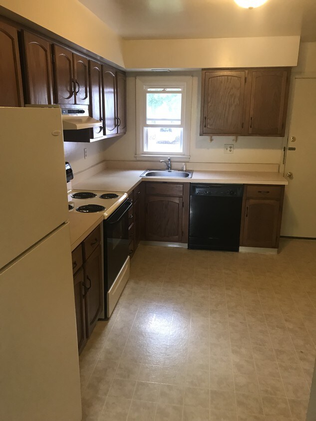 Foto principal - 647 Providence St