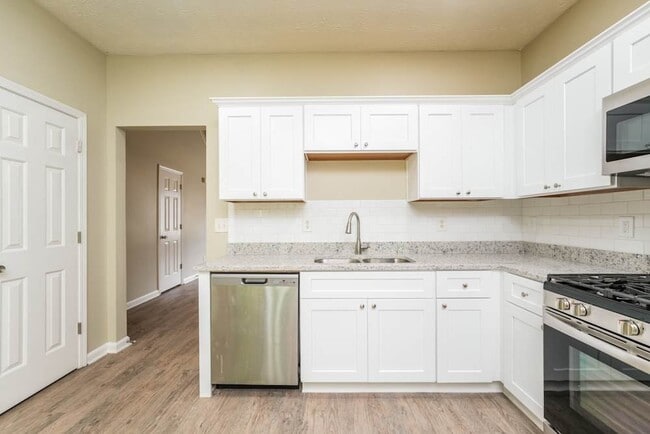 Building Photo - 3862 Jackson Shoals Dr