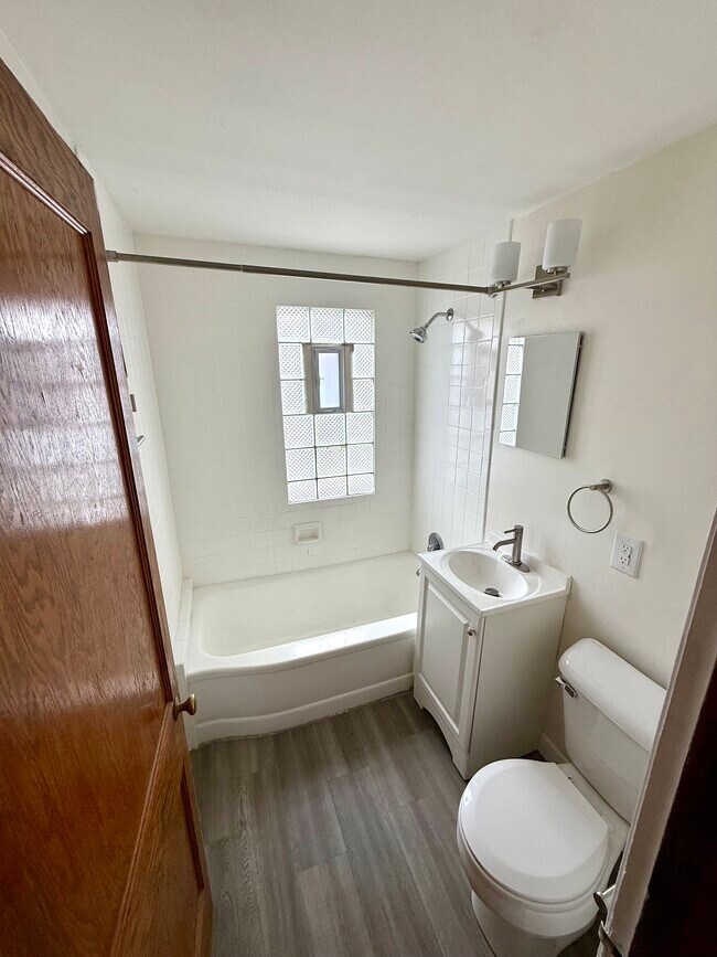 Foto del edificio - 2109 N 55th St