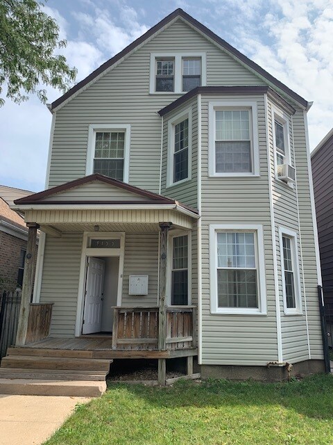 Primary Photo - 5133 S Albany Ave