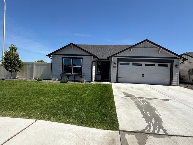 Building Photo - 2301 S 58th Ave