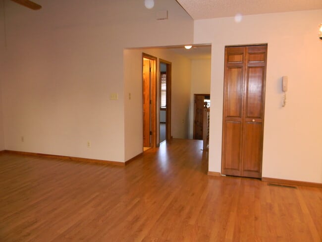 Building Photo - 5514 Townsend Pl