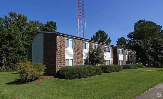 Building Photo - Magnolia Manor