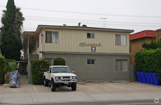 Building Photo - Kansas Street Apartments