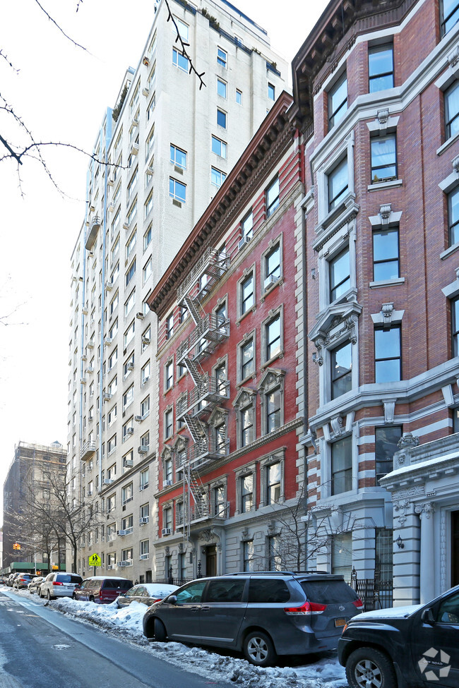 Foto del edificio - 306 W 80th St