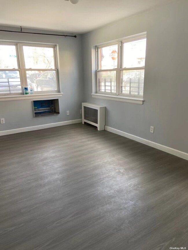 Building Photo - 87-03 Kingston Pl