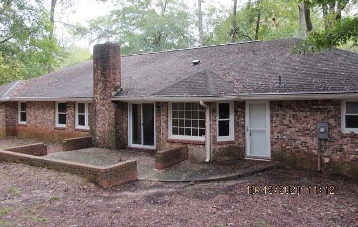 Foto principal - 1732 Willow Creek Dr