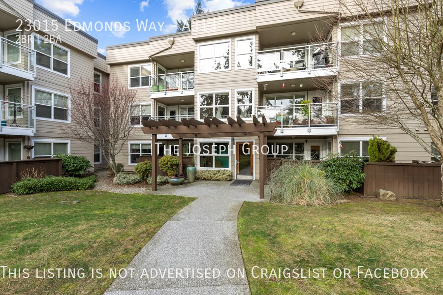 Primary Photo - Gorgeous 2 bed/1.75 bath in Edmonds!