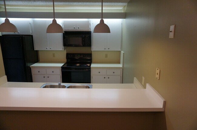 Foto del edificio - Village of Sandalwood