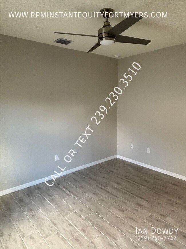 Foto del edificio - 704 Hightower Ave S