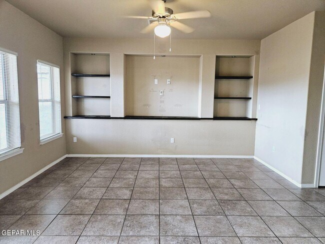 Foto del edificio - 12185 Copper Valley Ln