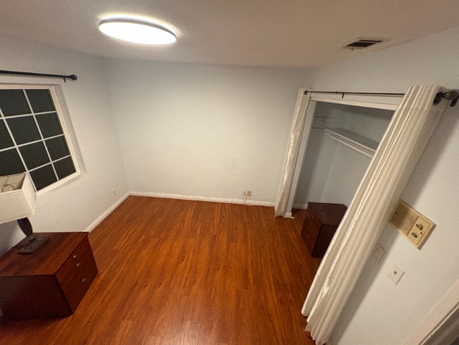 Building Photo - 483 Rancho Del Sol Dr