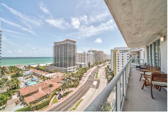 Building Photo - 5900 Collins Ave