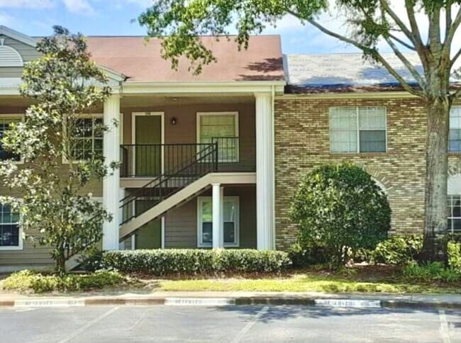 Building Photo - 124 Reserve Cir