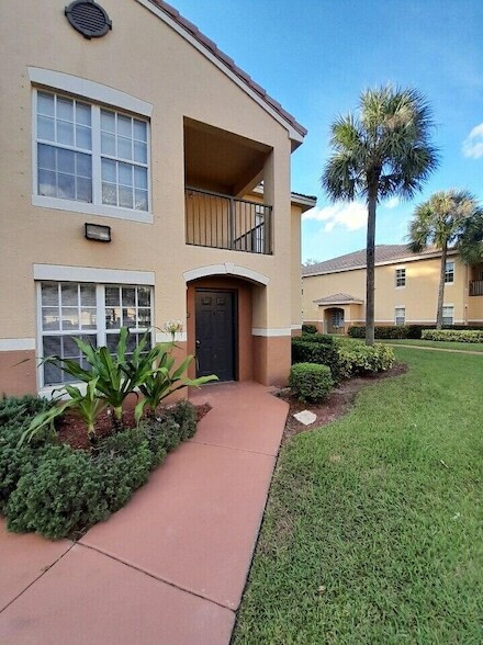 Photo - 10336 Fox Trail Road S Unit 1306