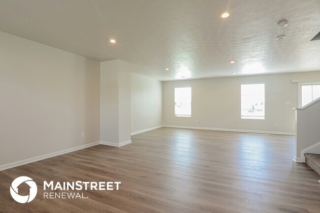 Building Photo - 13820 N Cardonia Dr