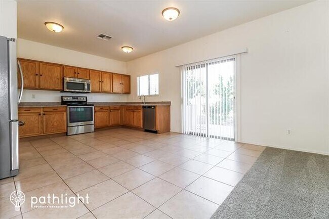 Foto del edificio - 16216 W Lilac St, Goodyear, AZ, 85338
