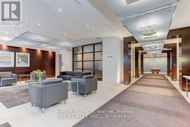 Building Photo - 36 Lee Centre Dr