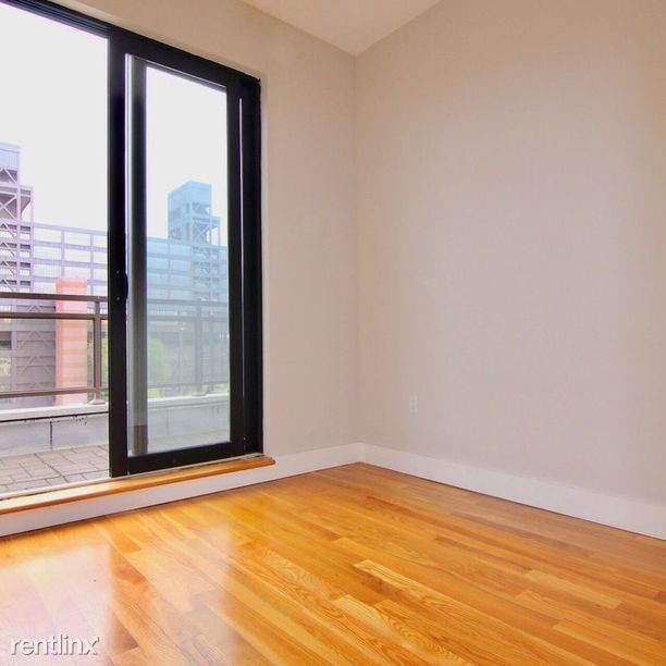 Foto del edificio - 164 Throop Ave