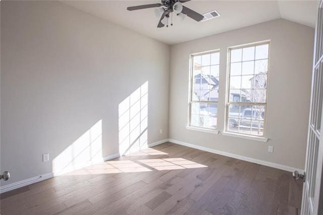 Building Photo - 1708 Daisy Corner Dr