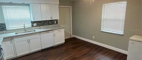 Foto del edificio - 1624 Coral Way