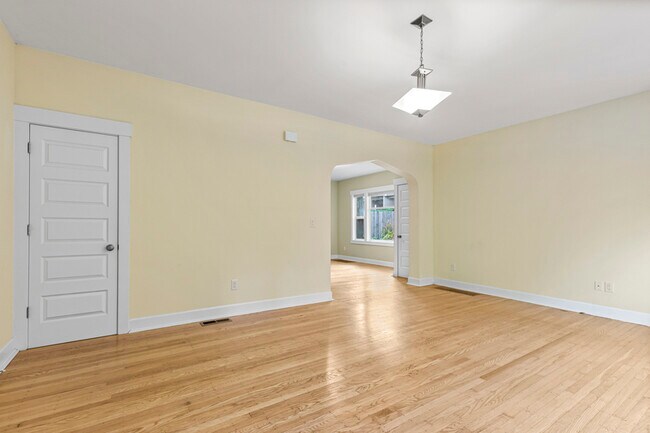 Foto del edificio - 230 SW Woods St