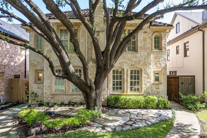 Foto principal - 3640 Asbury St