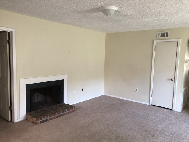 Living Room - 1648 Starboard Dr