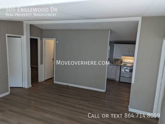 Foto del edificio - 505 Englewood Dr