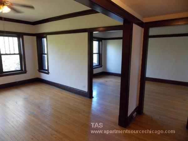 Foto del edificio - 2530 N Kedzie Blvd