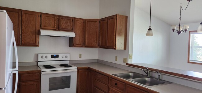 Foto del edificio - 815 Hialeah Ct