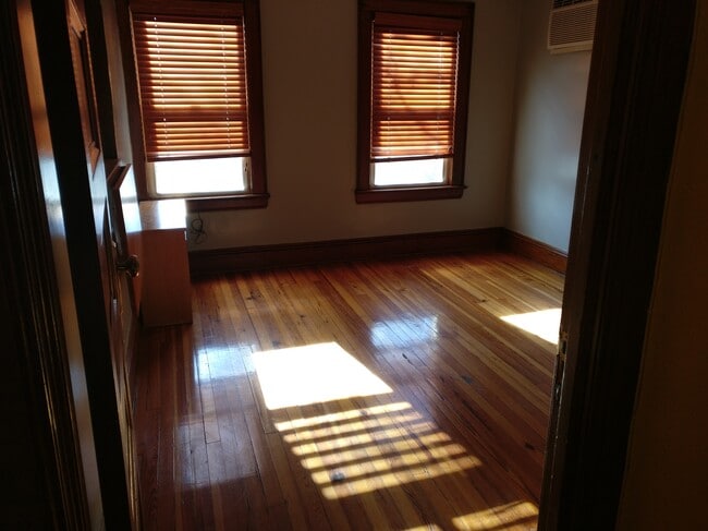 2nd floor bedroom #1 - 91-15 86th Ave