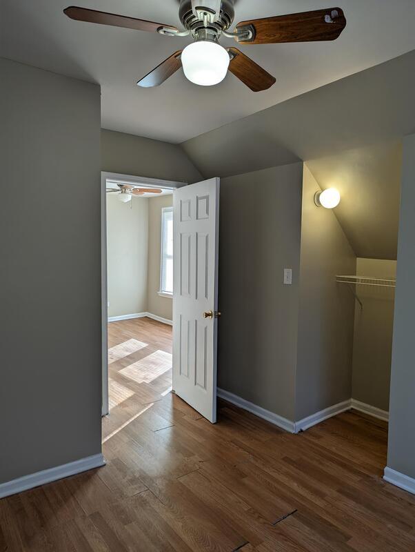 Building Photo - 5949 S Honore St