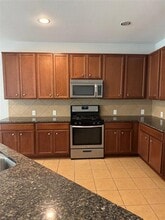 Building Photo - 2818 Mezzomonte Ln