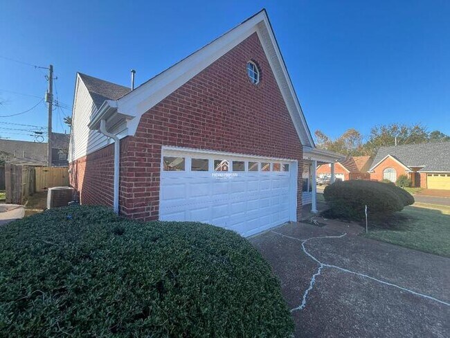 Foto del edificio - 1843 Wharfside Dr