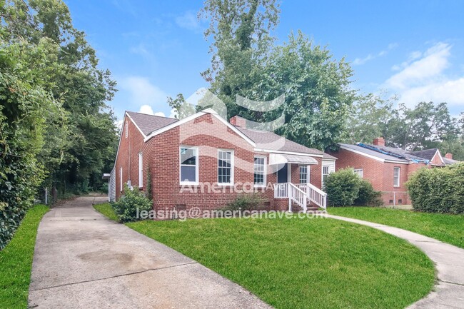 Building Photo - 2331 7th St