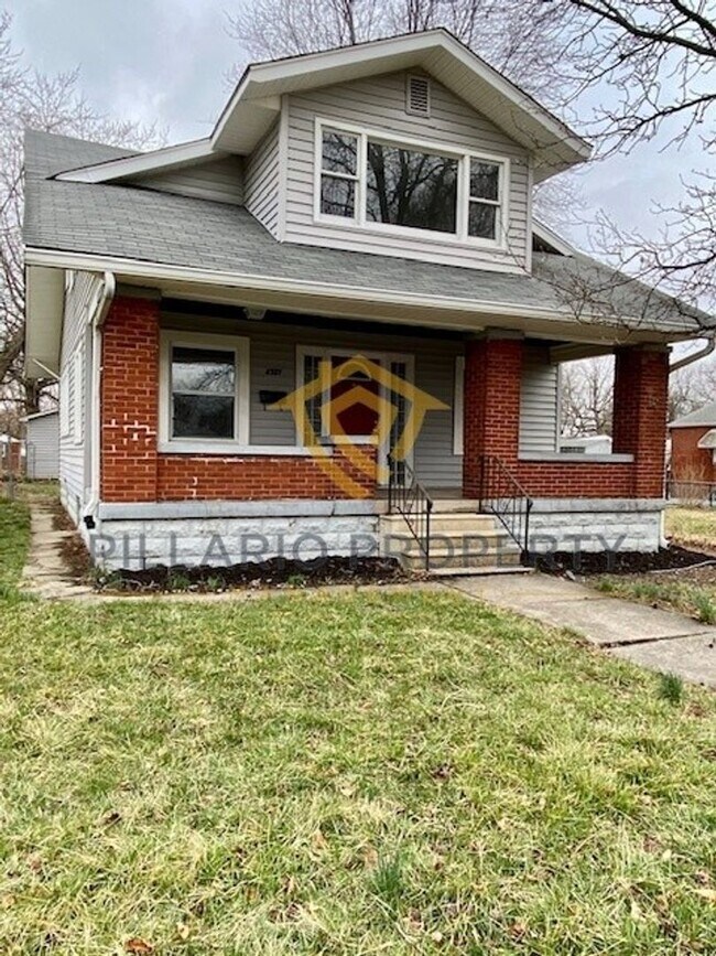 Building Photo - Spacious, South Irvington, 3 Bedroom/1.5 B...