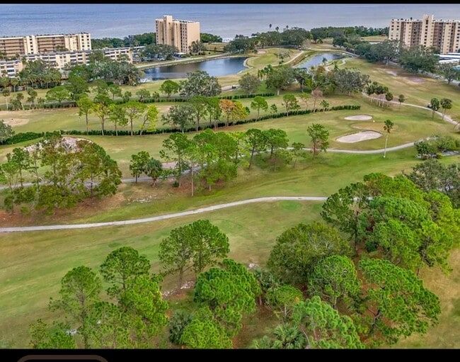 Building Photo - 2618 Cove Cay Dr
