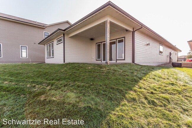 Foto del edificio - 3 br, 2 bath House - 2645 Park Pl Ave
