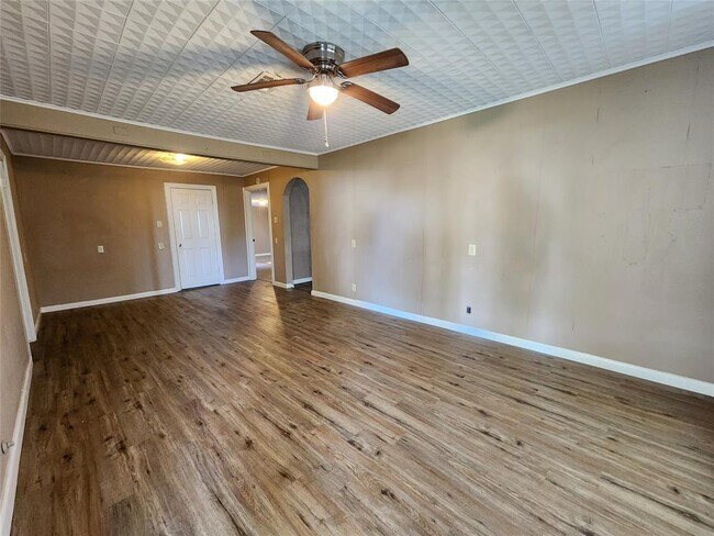 Foto del edificio - 511 Williams Ave