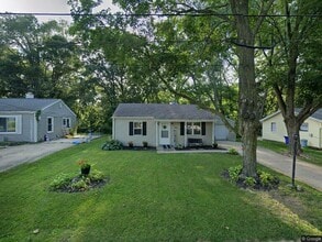 Building Photo - 4914 North Best Street