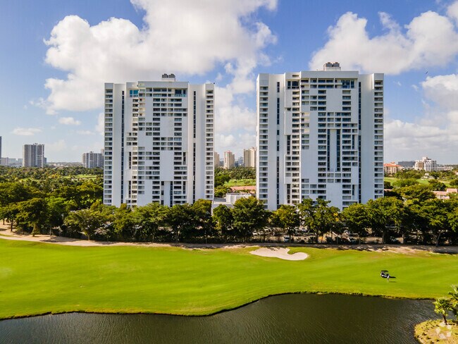 Foto del edificio - Delvista Towers Condominium