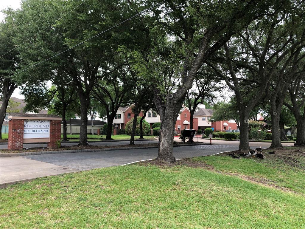 Foto principal - 1103 Dulles Ave