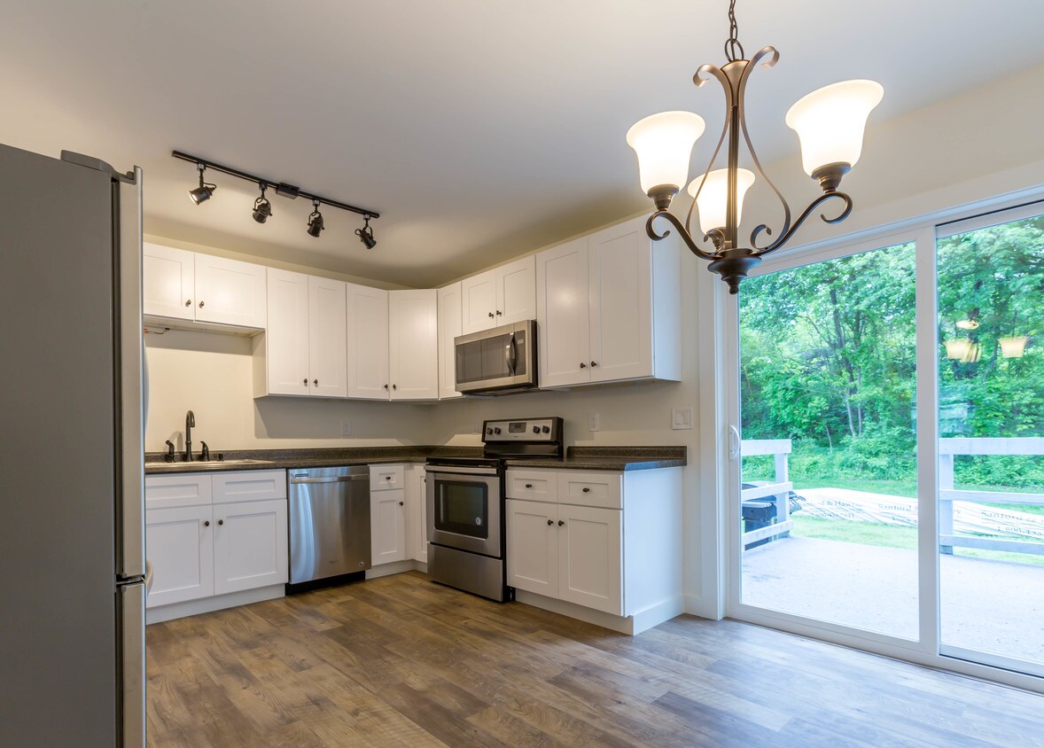 Foto principal - 32 Spring Creek Dr