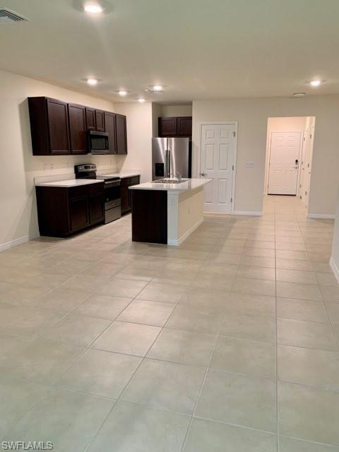 Foto del edificio - 15381 Wildflower Cir