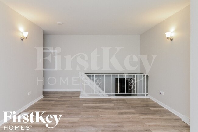 Foto del edificio - 4351 Scott St