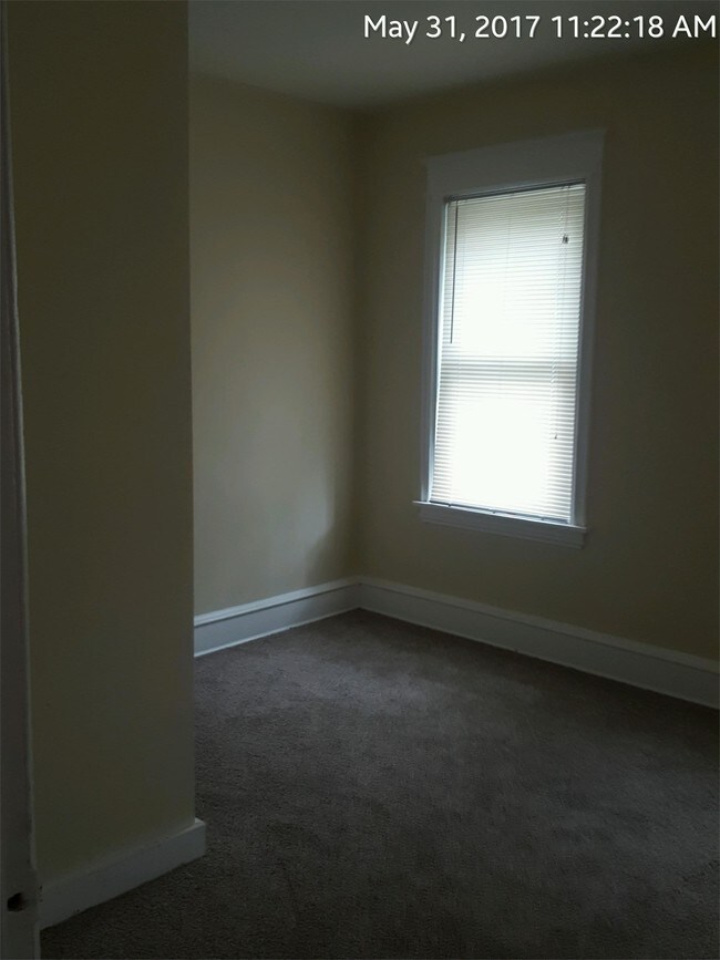 Foto del edificio - 3002 N Madison St