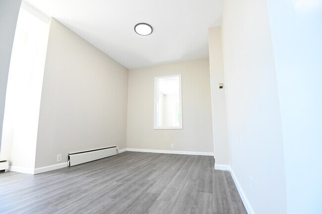 Foto del edificio - 979 Leonardville Rd