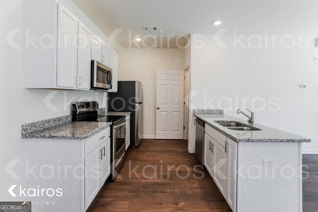 Foto del edificio - 114 Dudley Wy